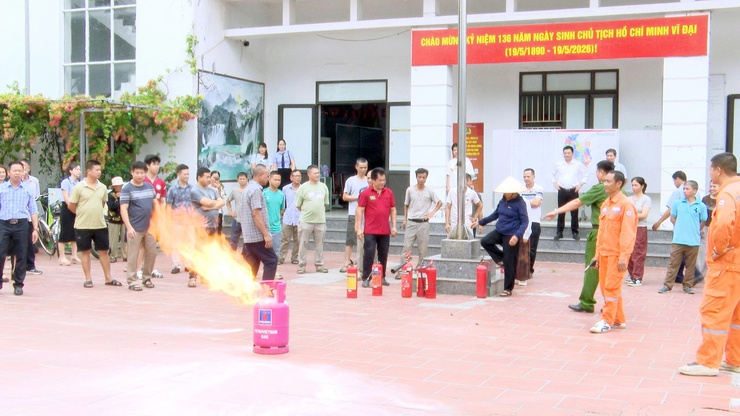 THƯ LÂM TỔ CHỨC TẬP HUẤN AN TOÀN VỆ SINH LAO ĐỘNG, PHÒNG CHỐNG CHÁY NỔ NĂM 2026- Ảnh 11.