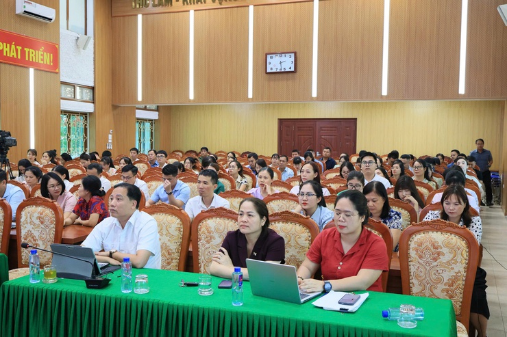 Ủy ban nhân dân xã Thư Lâm tổ chức Hội nghị đào tạo, hướng dẫn sử dụng hệ thống quản trị thực thi nhiệm vụ và đánh giá cán bộ gắn với đo lường hiệu suất công việc ( OKR/KPI) năm 2026- Ảnh 1.