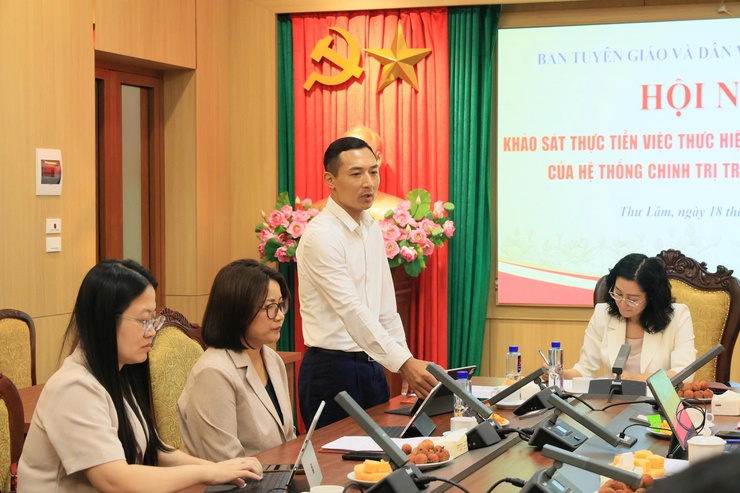 Ban Tuyên giáo và Dân vận Thành ủy Hà Nội tổ chức Hội nghị Khảo sát thực tiễn việc thực hiện Quy chế công tác Dân vận của hệ thống chính trị trên địa bàn xã Thư Lâm- Ảnh 11.