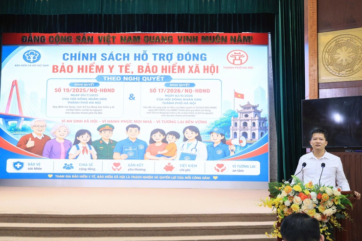 Ủy ban nhân dân xã Thư Lâm tổ chức Hội nghị triển khai KH thực hiện NQ số 19/2025/NQ – HĐND và NQ số 17/2026/NQ – HĐND của Hội đồng nhân dân Thành phố Hà Nội quy định nội dung, mức hỗ trợ đóng BHXH tự nguyện, BHYT - Ảnh 11.