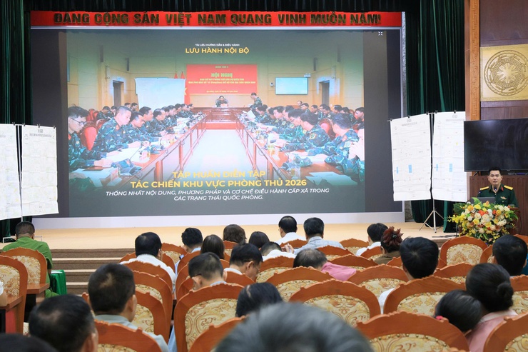 XÃ THƯ LÂM TỔ CHỨC HỘI NGHỊ TẬP HUẤN, BỒI DƯỠNG CÔNG TÁC DIỄN TẬP TÁC CHIẾN TRONG KHU VỰC PHÒNG THỦ NĂM 2026- Ảnh 6.