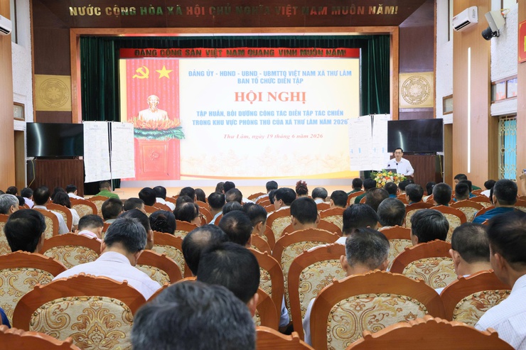 XÃ THƯ LÂM TỔ CHỨC HỘI NGHỊ TẬP HUẤN, BỒI DƯỠNG CÔNG TÁC DIỄN TẬP TÁC CHIẾN TRONG KHU VỰC PHÒNG THỦ NĂM 2026- Ảnh 4.