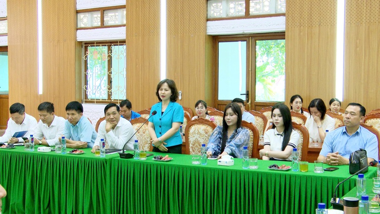 THƯ LÂM GẶP MẶT ĐẠI BIỂU CÁC CƠ QUAN BÁO CHÍ NHÂN KỶ NIỆM 101 NĂM NGÀY BÁO CHÍ CÁCH MẠNG VIỆT NAM- Ảnh 6.