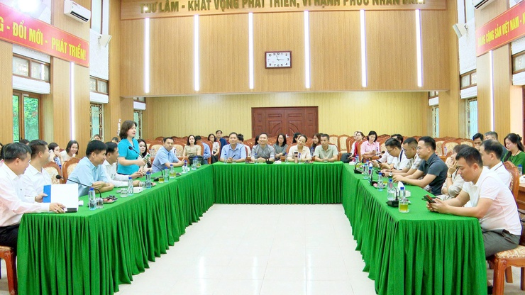 THƯ LÂM GẶP MẶT ĐẠI BIỂU CÁC CƠ QUAN BÁO CHÍ NHÂN KỶ NIỆM 101 NĂM NGÀY BÁO CHÍ CÁCH MẠNG VIỆT NAM- Ảnh 7.