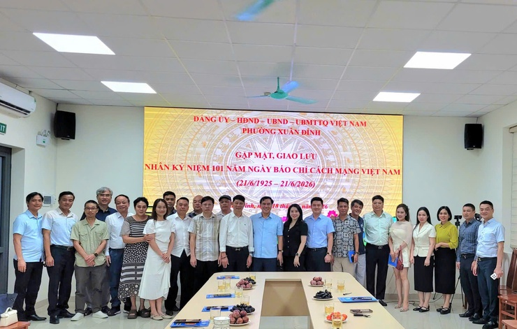 Phường Xuân Đỉnh gặp mặt các cơ quan báo chí nhân kỷ niệm 101 năm Ngày Báo chí Cách mạng Việt Nam- Ảnh 1.