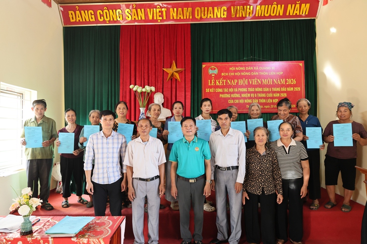 Hội Nông dân xã Quảng Bị ra mắt Chi hội Nông dân số thôn Liên Hợp- Ảnh 7.