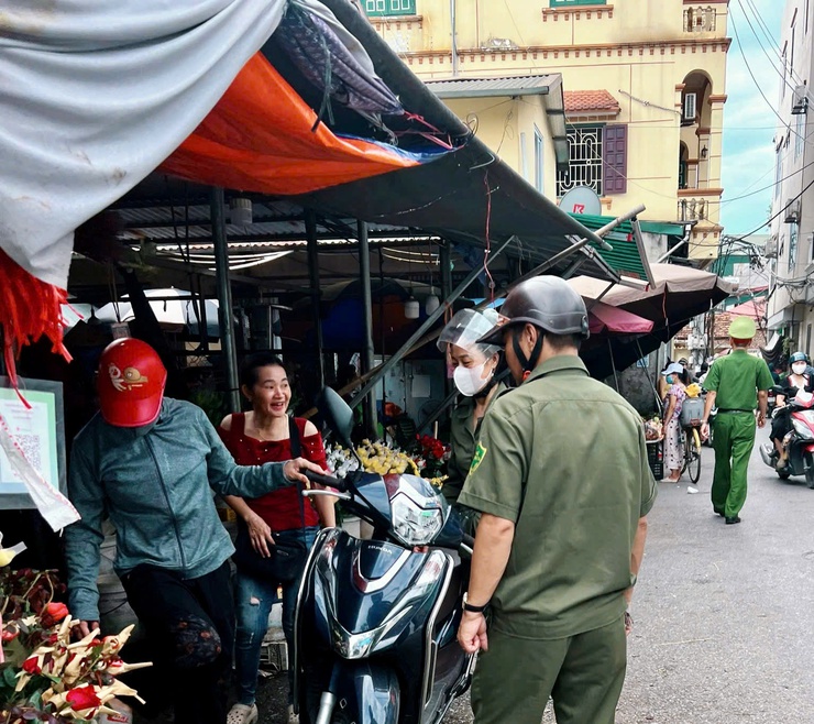 Nam Phù kiên trì xoá "điểm nghẽn" trật tự đô thị- Ảnh 7.