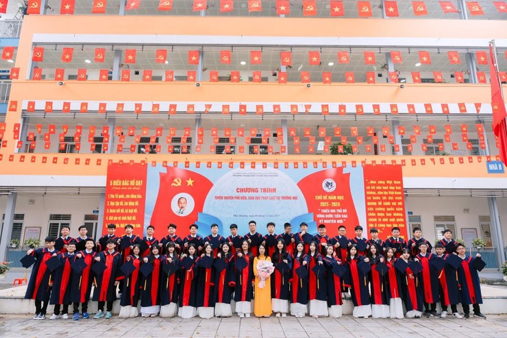 Chúc mừng thành tích rực rỡ trong kỳ thi vào lớp 10 THPT năm học 2026 - 2027 của trường THCS Phú Thượng- Ảnh 4.