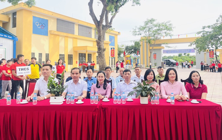 Sôi nổi Giải kéo co chào mừng kỷ niệm 01 năm thành lập xã Phúc Lộc (01/7/2025 – 01/7/2026)- Ảnh 2.