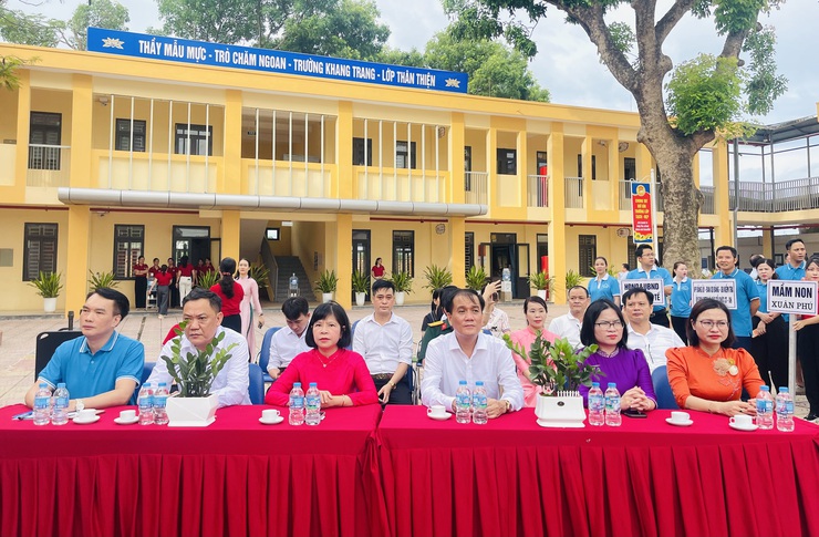 Sôi nổi Giải kéo co chào mừng kỷ niệm 01 năm thành lập xã Phúc Lộc (01/7/2025 – 01/7/2026)- Ảnh 1.