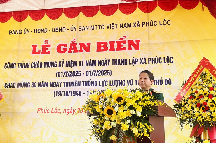 UBND xã Phúc Lộc tổ chức gắn biển công trình trụ sở Ban CHQS xã và trường tiểu học Xuân Đình- Ảnh 8.