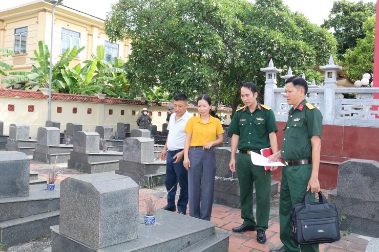 Khảo sát thực trạng mộ liệt sĩ chưa xác định thông tin tại các nghĩa trang liệt sĩ trên địa bàn xã Quảng Bị- Ảnh 13.
