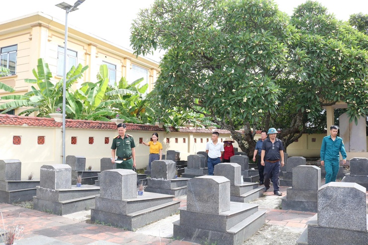 Khảo sát thực trạng mộ liệt sĩ chưa xác định thông tin tại các nghĩa trang liệt sĩ trên địa bàn xã Quảng Bị- Ảnh 14.