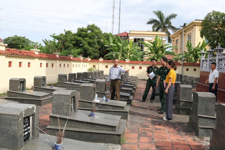 Khảo sát thực trạng mộ liệt sĩ chưa xác định thông tin tại các nghĩa trang liệt sĩ trên địa bàn xã Quảng Bị- Ảnh 15.