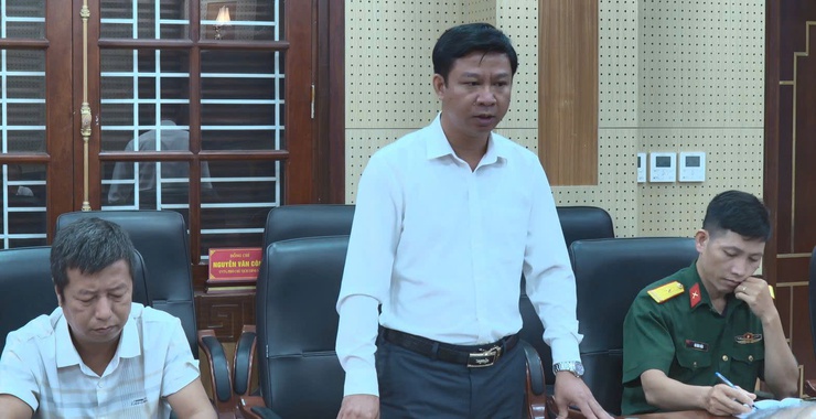 Thường trực HĐND xã làm việc với UBND xã về công tác quản lý tài sản công, bảo vệ môi trường và trật tự đô thị- Ảnh 6.