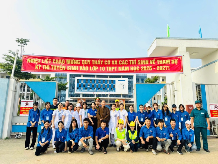 Tuổi trẻ Phúc Thọ xung kích, tình nguyện vì cộng đồng trong Chiến dịch Thanh niên tình nguyện hè năm 2026- Ảnh 4.