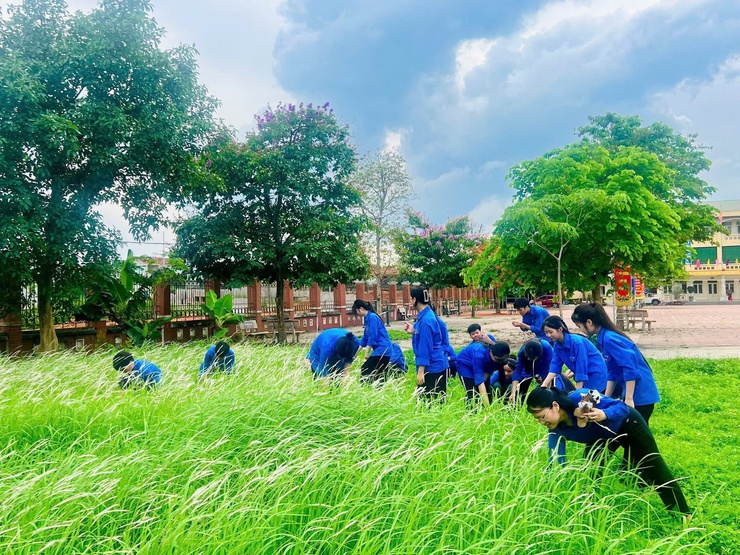 Tuổi trẻ Phúc Thọ xung kích, tình nguyện vì cộng đồng trong Chiến dịch Thanh niên tình nguyện hè năm 2026- Ảnh 7.