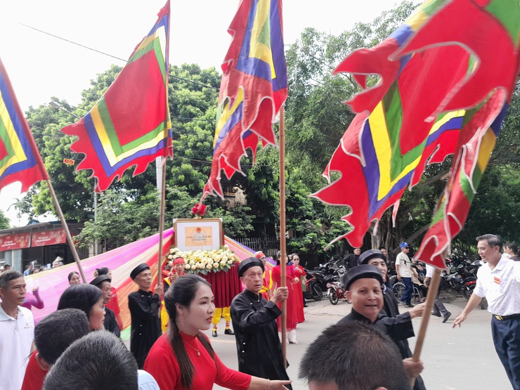 BÀI LÂM THƯỢNG TỰ HÀO ĐÓN NHẬN BẰNG CÔNG NHẬN DI TÍCH LỊCH SỬ - VĂN HÓA CẤP THÀNH PHỐ- Ảnh 7.