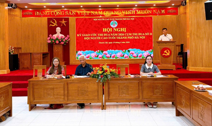 Hội Người cao tuổi thành phố Hà Nội ký giao ước thi đua năm 2026 Cụm thi đua số II- Ảnh 9.
