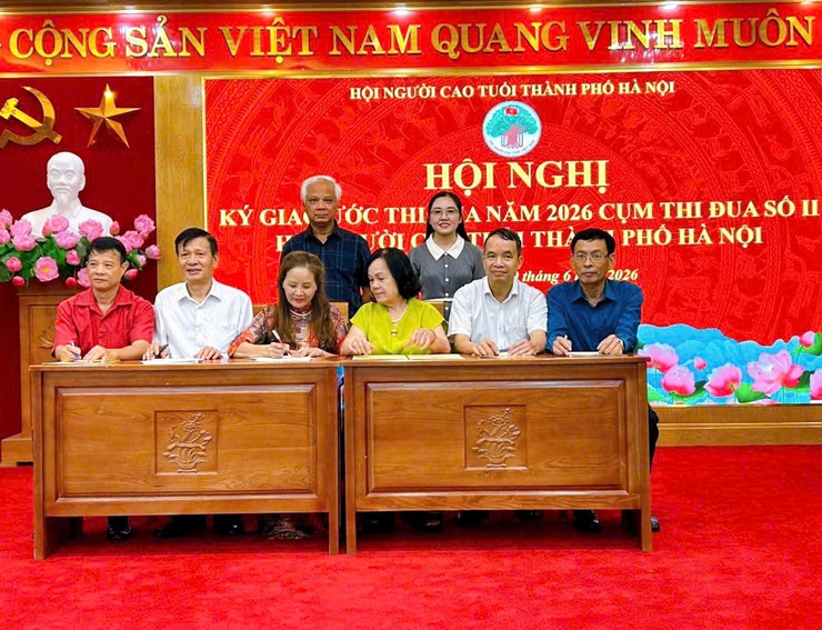 Hội Người cao tuổi thành phố Hà Nội ký giao ước thi đua năm 2026 Cụm thi đua số II- Ảnh 10.