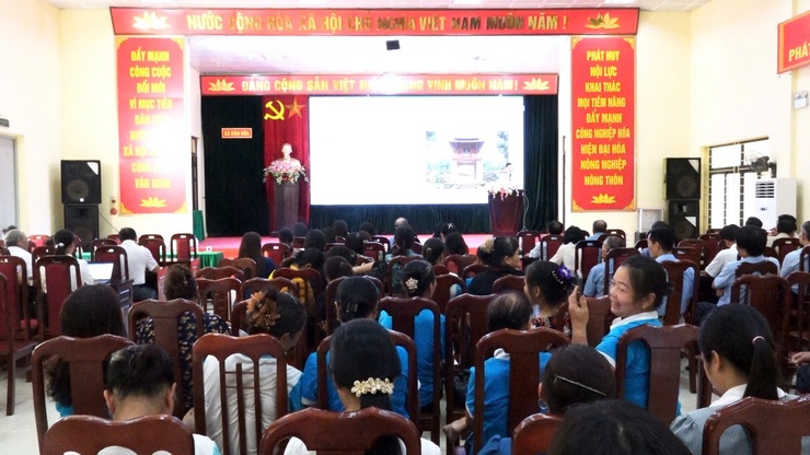 HỘI NGHỊ CAO ĐIỂM TUYÊN TRUYỀN, PHỔ BIẾN, TẬP HUẤN LUẬT THỦ ĐÔ NĂM 2026 TRÊN ĐỊA BÀN XÃ DÂN HÒA- Ảnh 1.