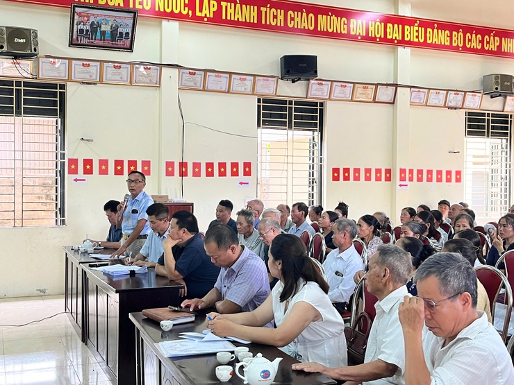 Hội nghị lấy ý kiến đối với dự thảo Phương án bồi thường, hỗ trợ, tái định cư dự án: Xây dựng thao trường huấn luyện mới cho trường TCKT Công Binh- Ảnh 4.