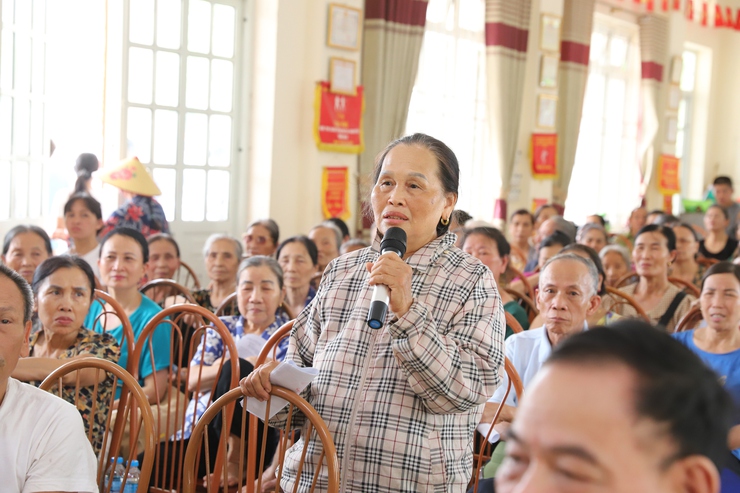 Nhân dân thôn Gia Khánh và Mễ Sơn được lấy ý kiến về dự thảo phương án bồi thường, hỗ trợ triển khai Dự án Khu đô thị thể thao quốc tế Hà Nội- Ảnh 4.