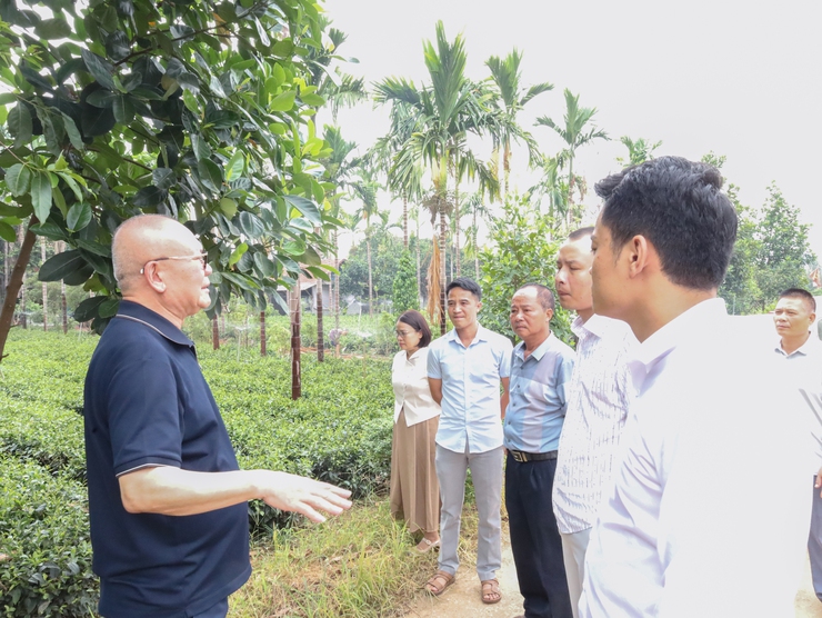 Hội Doanh nghiệp xã Suối Hai tổ chức chương trình tham quan, kết nối và chia sẻ kinh nghiệm phát triển doanh nghiệp - Ảnh 2.