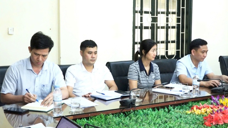 UBND XÃ DÂN HÒA LÀM VIỆC VỚI CÁC NHÀ THẦU XÂY LẮP VỀ TIẾN ĐỘ CÁC DỰ ÁN GIAO THÔNG TRỌNG ĐIỂM- Ảnh 4.