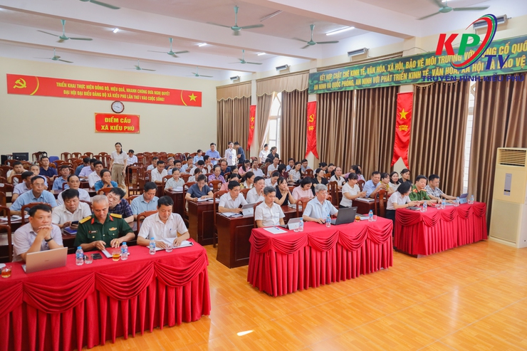 Đảng ủy xã Kiều Phú thảo luận, cho ý kiến vào các đề án sắp xếp, kiện toàn chi bộ thôn và nhân sự cấp ủy- Ảnh 6.