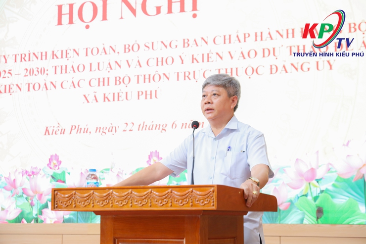 Đảng ủy xã Kiều Phú thảo luận, cho ý kiến vào các đề án sắp xếp, kiện toàn chi bộ thôn và nhân sự cấp ủy- Ảnh 13.