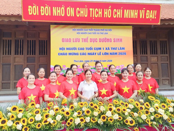 HỘI NGƯỜI CAO TUỔI XÃ THƯ LÂM TỔ CHỨC GIAO LƯU THỂ DỤC DƯỠNG SINH CỤM 1 NĂM 2026
- Ảnh 12.