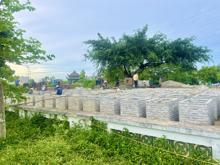 Xã Đại Thanh đẩy nhanh công tác di dời mộ, giải phóng mặt bằng phục vụ Dự án đường Vành đai 3,5- Ảnh 3.