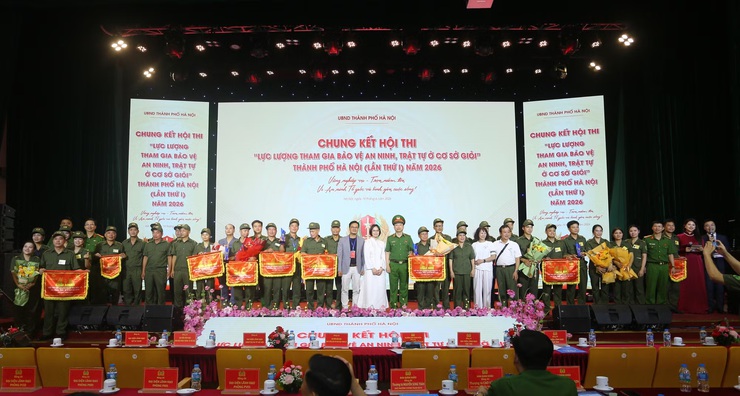 Đội thi phường Ô Chợ Dừa giành giải Đặc biệt Chung kết Hội thi “Lực lượng tham gia bảo vệ ANTT ở cơ sở giỏi” lần thứ I năm 2026- Ảnh 9.