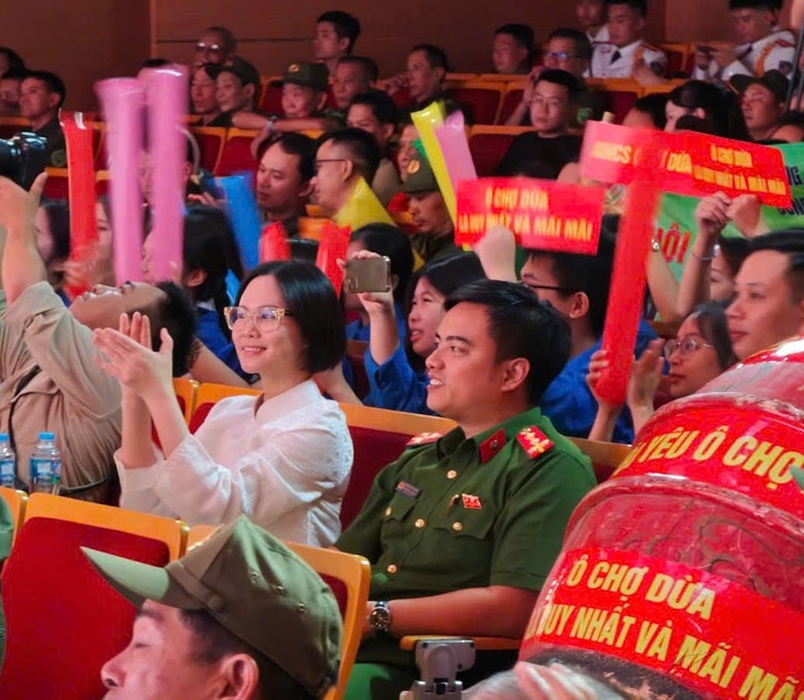 Đội thi phường Ô Chợ Dừa giành giải Đặc biệt Chung kết Hội thi “Lực lượng tham gia bảo vệ ANTT ở cơ sở giỏi” lần thứ I năm 2026- Ảnh 14.