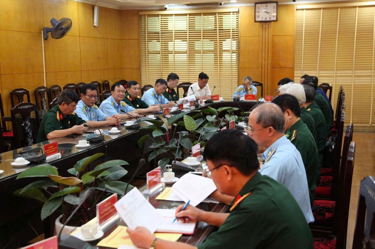 Cụm thi đua số 4 Hội CCB Thành phố Hà Nội sơ kết phong trào thi đua “Cựu chiến binh gương mẫu” 6 tháng đầu năm 2026- Ảnh 4.