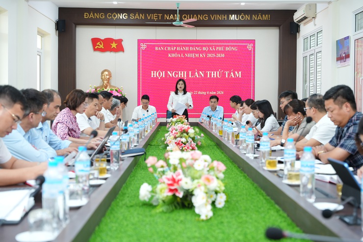 Hội nghị Ban chấp hành lần thứ 8 Đảng bộ xã Phù Đổng khóa I, nhiệm kỳ 2025 - 2030- Ảnh 5.