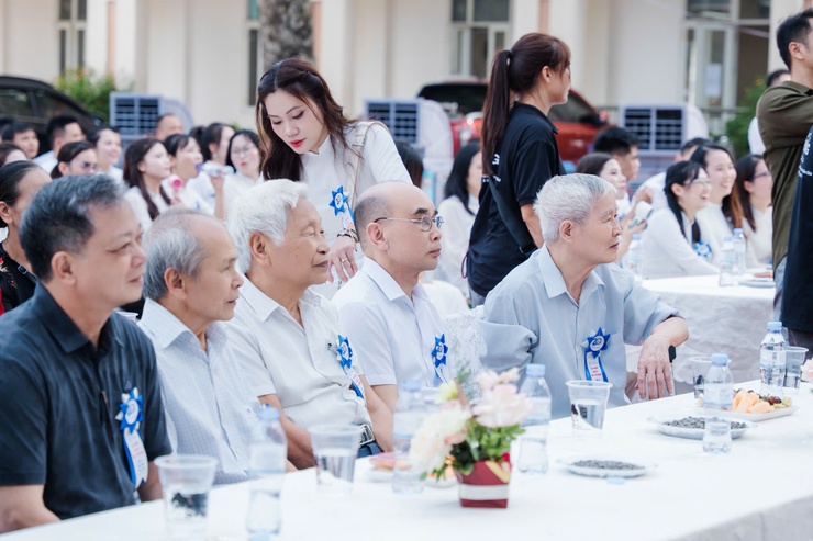 KÝ ỨC VẸN NGUYÊN – 20 NĂM HỘI NGỘ VÀ TRI ÂN CỦA NIÊN KHÓA 2003 – 2006 TRƯỜNG THPT NGỌC TẢO- Ảnh 1.