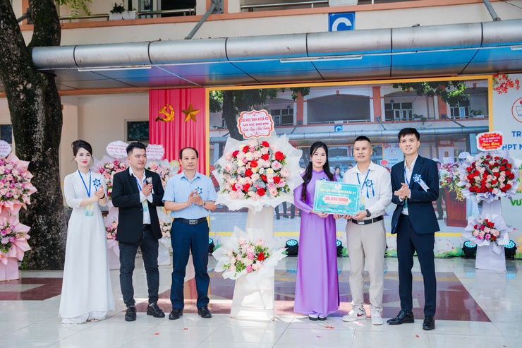 KÝ ỨC VẸN NGUYÊN – 20 NĂM HỘI NGỘ VÀ TRI ÂN CỦA NIÊN KHÓA 2003 – 2006 TRƯỜNG THPT NGỌC TẢO- Ảnh 7.