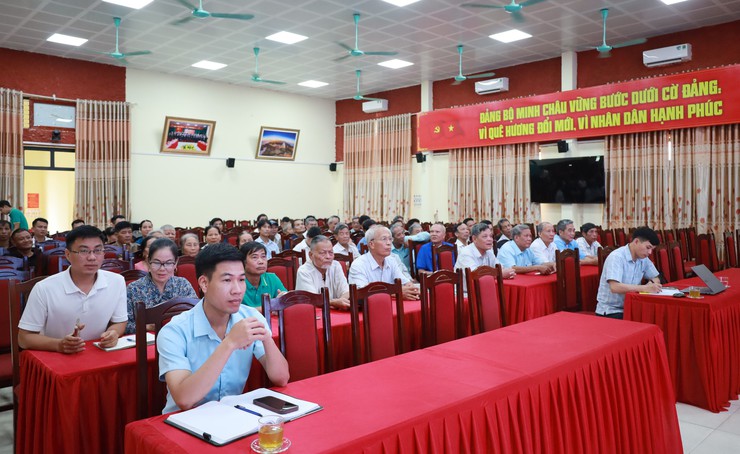 Trên 100 cán bộ, hội viên Hội Nông dân xã Minh Châu được tập huấn nâng cao nhận thức, kỹ năng xử lý ô nhiễm môi trường nông thôn- Ảnh 2.