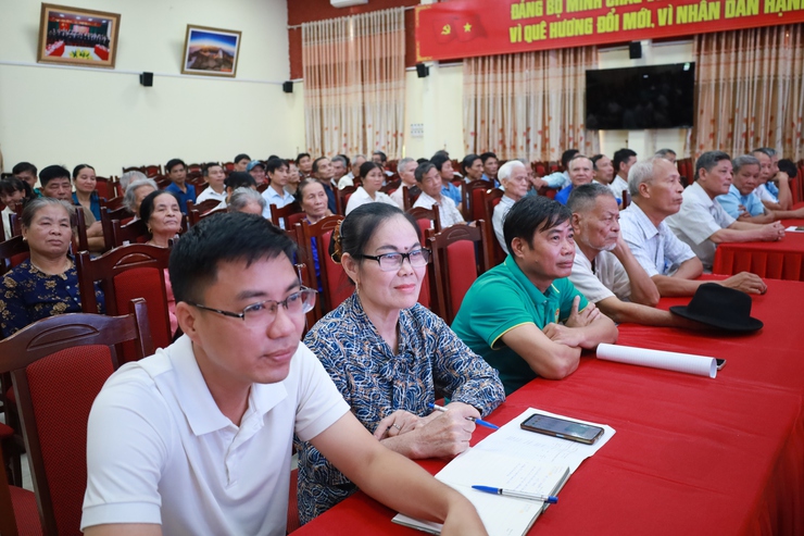 Trên 100 cán bộ, hội viên Hội Nông dân xã Minh Châu được tập huấn nâng cao nhận thức, kỹ năng xử lý ô nhiễm môi trường nông thôn- Ảnh 3.
