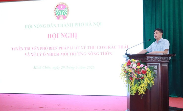 Trên 100 cán bộ, hội viên Hội Nông dân xã Minh Châu được tập huấn nâng cao nhận thức, kỹ năng xử lý ô nhiễm môi trường nông thôn- Ảnh 4.