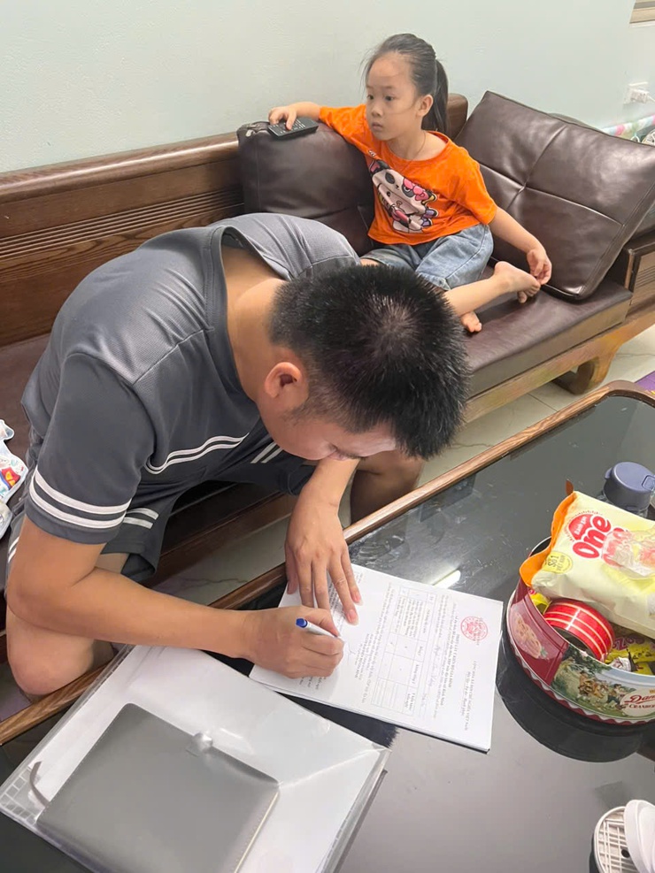 XÃ BÌNH MINH ĐẨY MẠNH TUYÊN TRUYỀN, LẤY Ý KIẾN NHÂN DÂN VỀ DỰ THẢO ĐỀ ÁN SẮP XẾP THÔN, TỔ DÂN PHỐ- Ảnh 4.