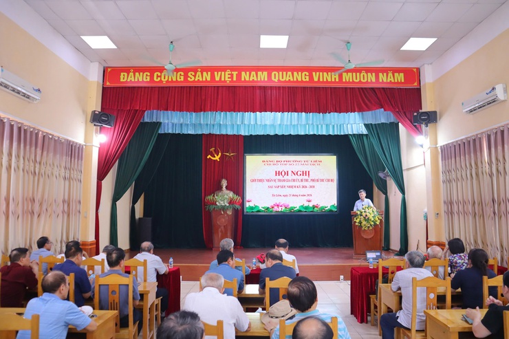 Đảng uỷ  phường Từ Liêm tổ chức hội nghị cho ý kiến về  phương án nhân sự cấp ủy chi bộ sau sắp xếp tổ dân phố- Ảnh 2.