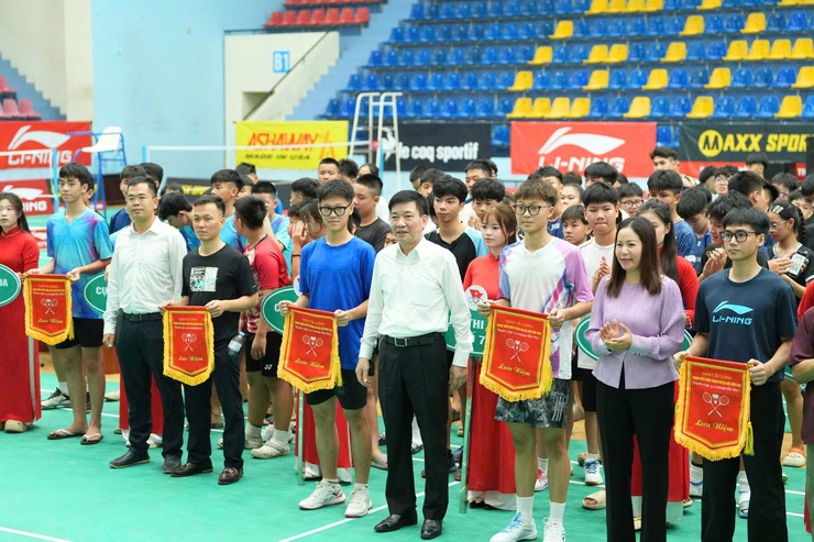 Đoàn vận động viên xã Phú Nghĩa giành giải Ba tại Giải Cầu lông Thanh thiếu niên thành phố Hà Nội năm 2026- Ảnh 2.