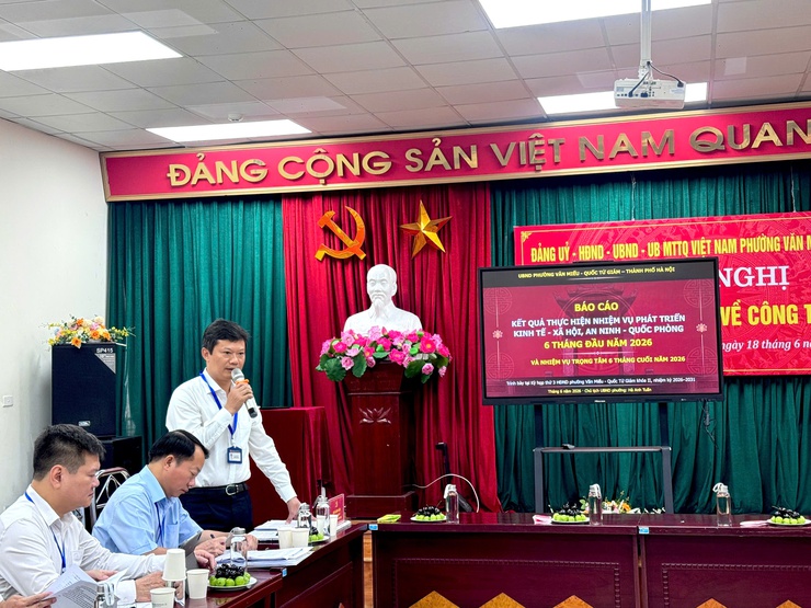 HỘI NGHỊ BÁO CÁO KẾT QUẢ THỰC HIỆN NHIỆM VỤ PHÁT TRIỂN KINH TẾ - XÃ HỘI, AN NINH - QUỐC PHÒNG 6 THÁNG ĐẦU NĂM 2026 VÀ TRIỂN KHAI NHIỆM VỤ TRỌNG TÂM 6 THÁNG CUỐI NĂM 2026- Ảnh 2.