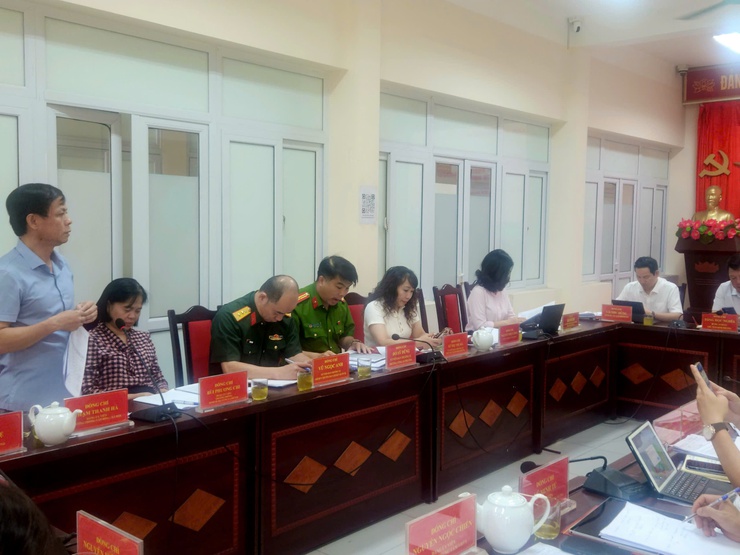 Hội nghị lần thứ tư Ban Chấp hành Đảng bộ phường đánh giá kết quả 6 tháng đầu năm, triển khai nhiệm vụ trọng tâm 6 tháng cuối năm 2026- Ảnh 2.