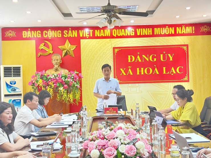 Ban Thường vụ Đảng ủy xã Hòa Lạc họp cho ý kiến nhiều nội dung quan trọng về sắp xếp thôn và kiện toàn tổ chức Đảng- Ảnh 4.