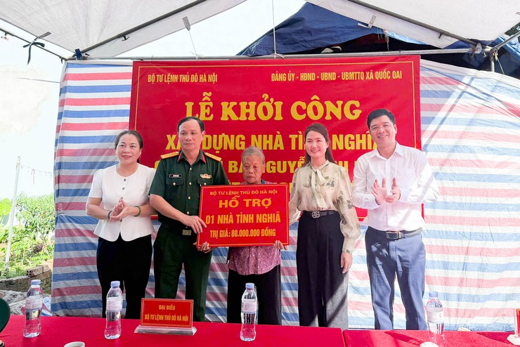 Khởi công xây dựng nhà tình nghĩa tặng vợ liệt sĩ tại xã Quốc Oai- Ảnh 3.