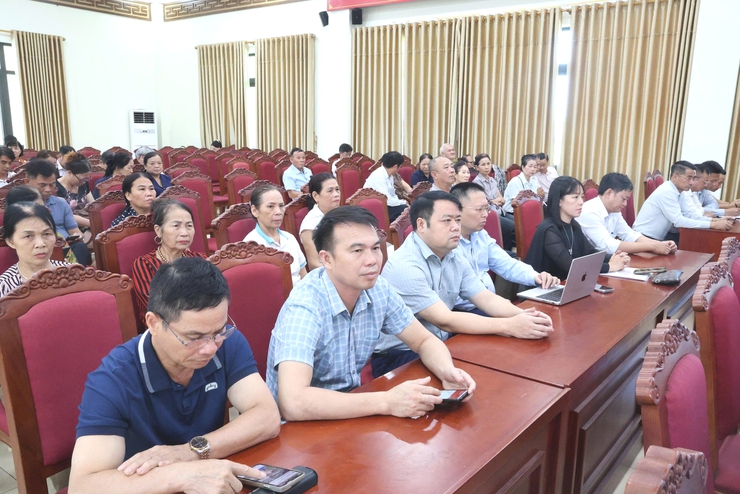 HỘI ĐỒNG NHÂN DÂN XÃ VĨNH THANH KHÓA II, NHIỆM KỲ 2026 – 2031 TỔ CHỨC HỘI NGHỊ TIẾP XÚC CỬ TRI SAU KỲ HỌP THỨ HAI- Ảnh 8.